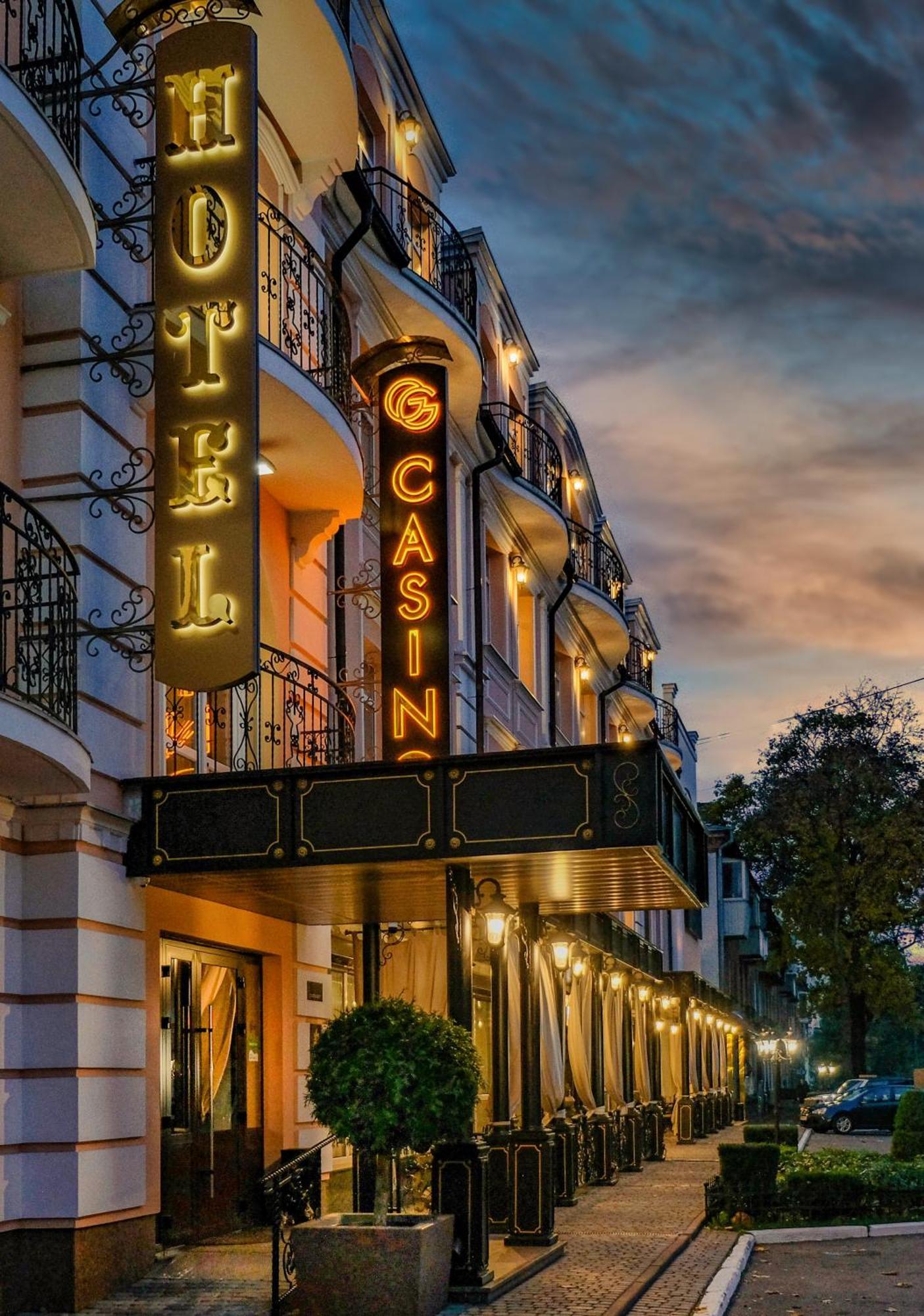 Premier Hotel Palazzo Poltava Eksteriør billede